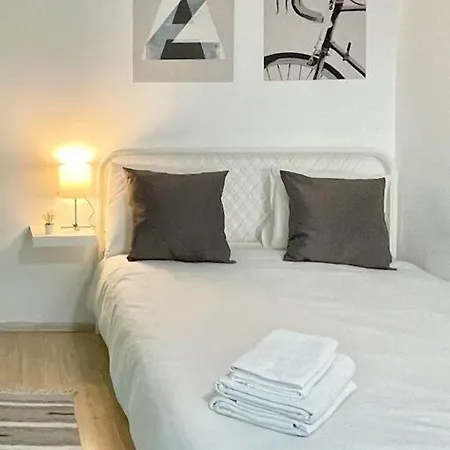 Blue Oasis Central Loft-3